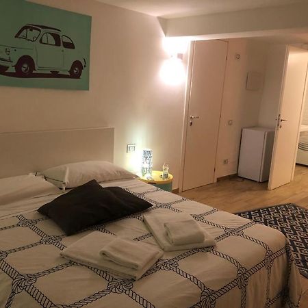 Le Terrazze Al Sole Apartment&Room Vernazza Exteriör bild